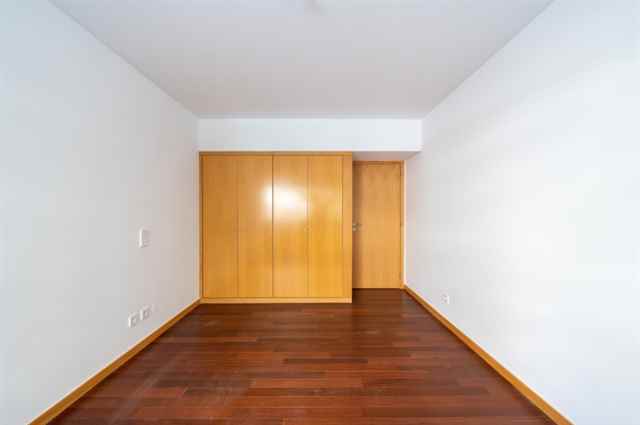 Apartment / Flat, Matosinhos - 566572