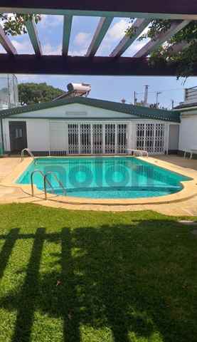 Unifamilar / Aislado, Almada - 576061