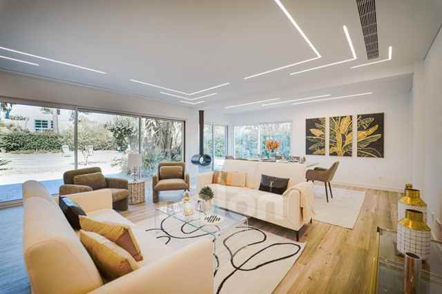 Unifamilar / Aislado, Almada - 620389