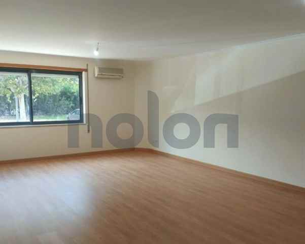 Apartment / Flat, Montijo - 571804