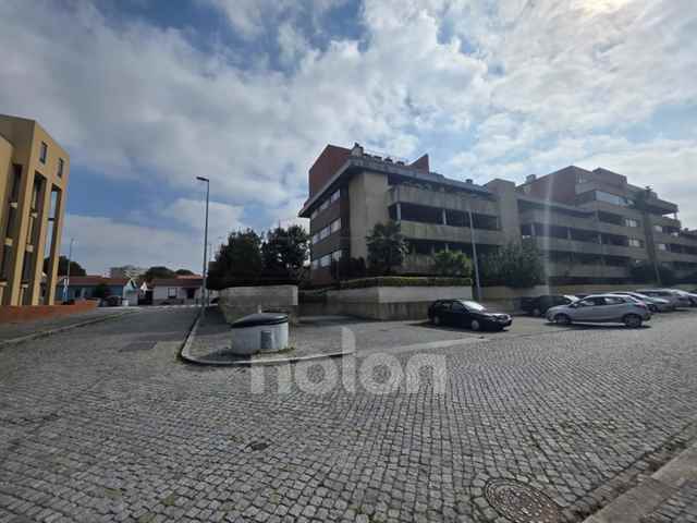 Plaza de Parking, Porto - 627452