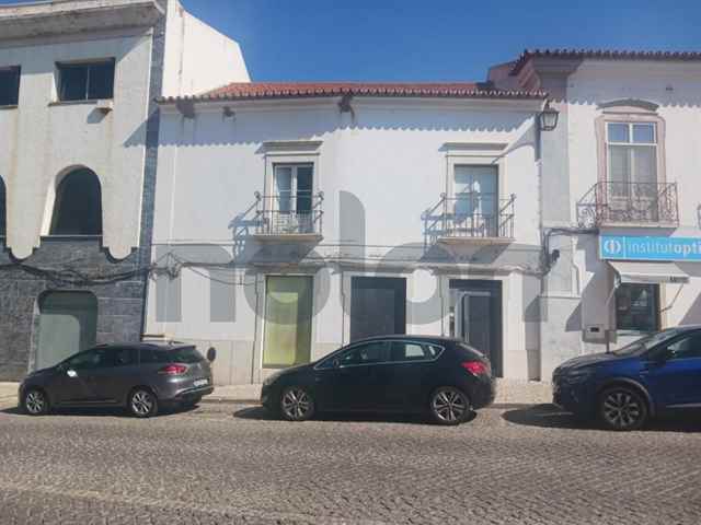 Building, Portel - 603700
