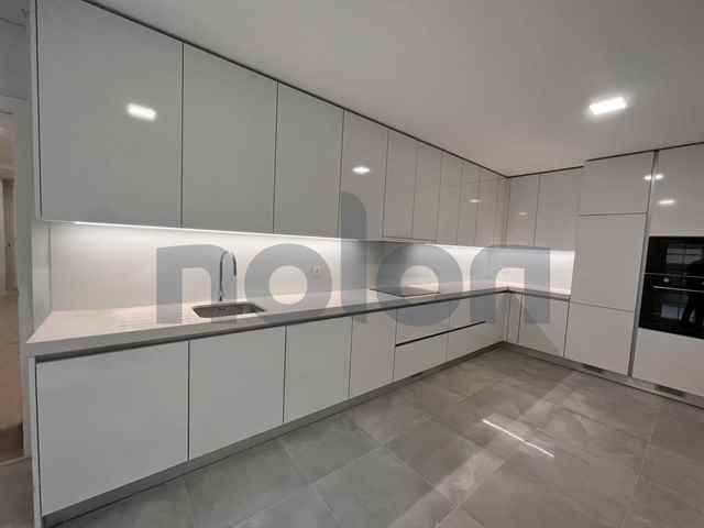 Apartamento / Piso, Amadora - 386920