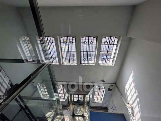 Building, Lisboa - 612095