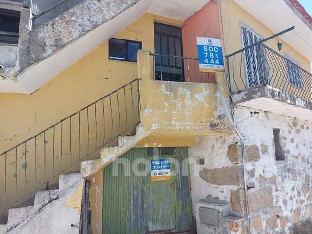 Unifamilar / Aislado, Moimenta da Beira - 122138