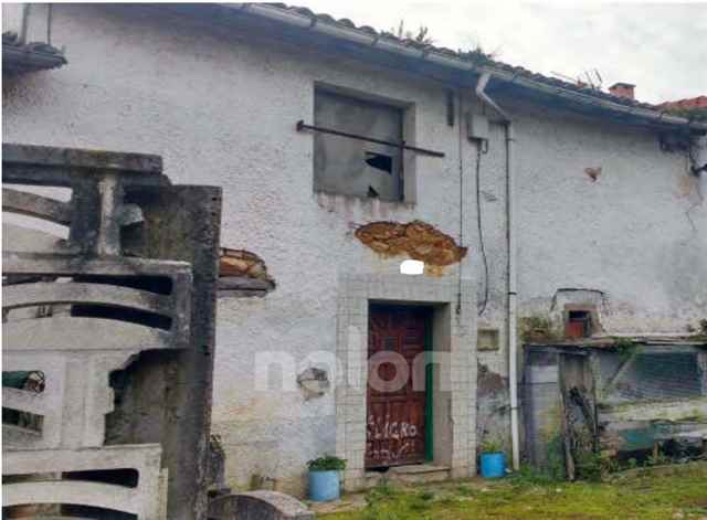 Moradia em Banda,  - 562599