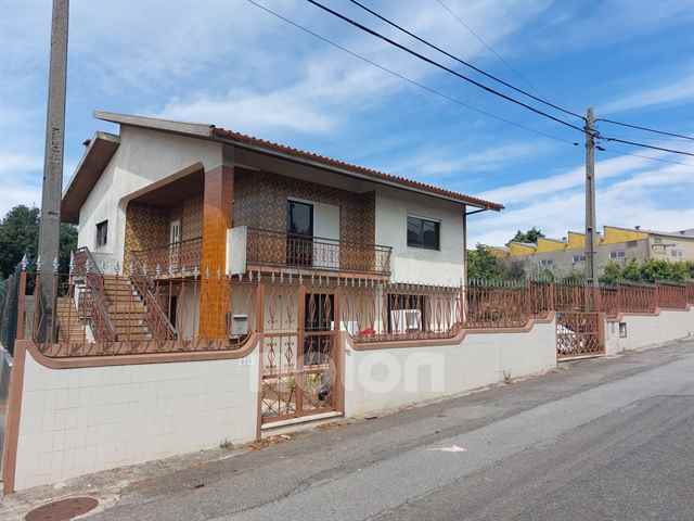 Unifamilar / Aislado, Santa Maria da Feira - 616252