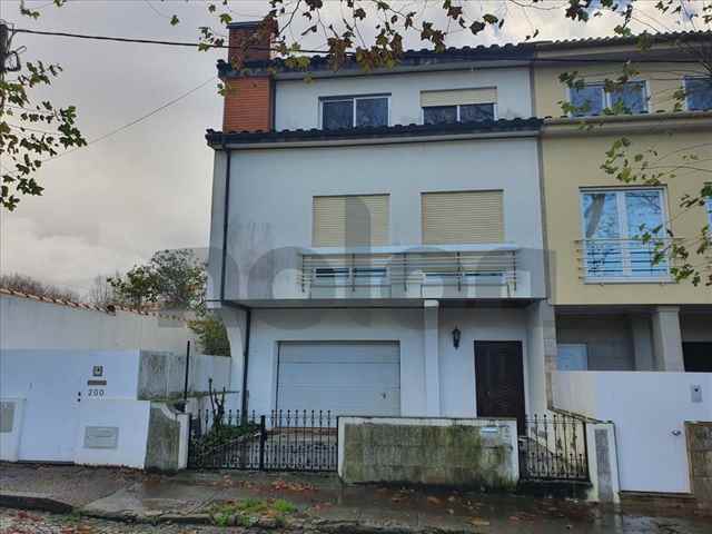 Moradia Isolada, Vila Nova de Gaia - 600309