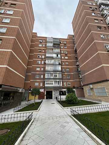Apartment / Flat, Madrid - 372794