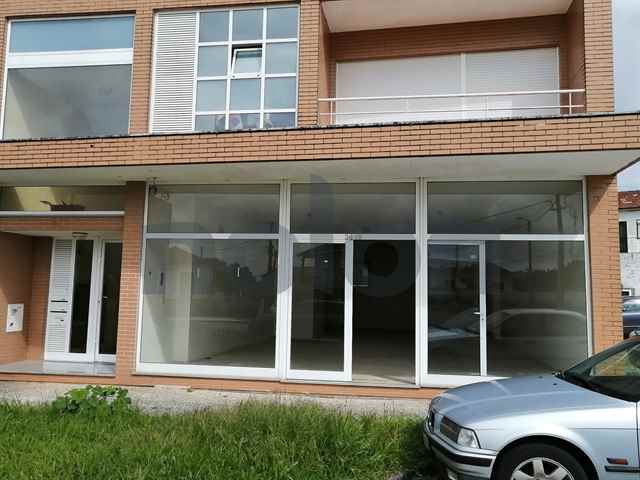 Building, Vila Nova de Gaia - 551736