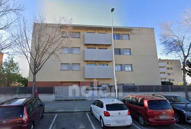 Loja, Barcelona - 379201