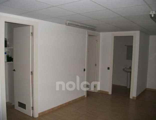 Loja, Barcelona - 592312