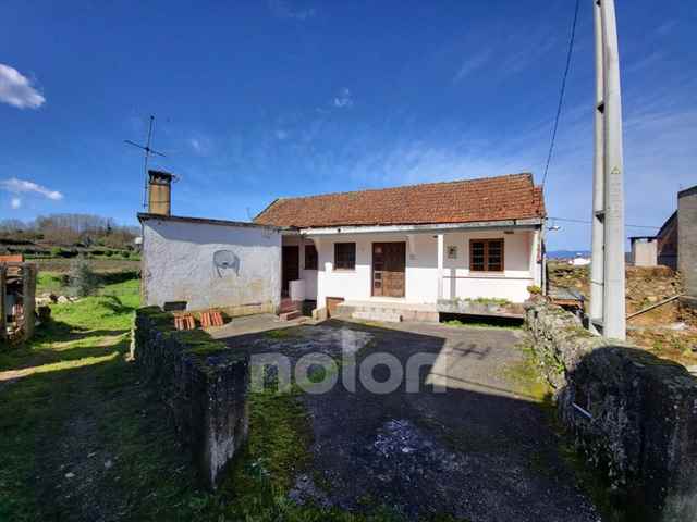 Unifamilar / Aislado, Santa Comba Dao - 600275