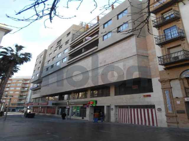 Store, Jaen - 563740