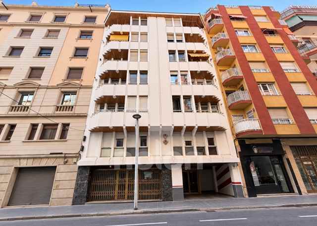 Store, Tarragona - 658063